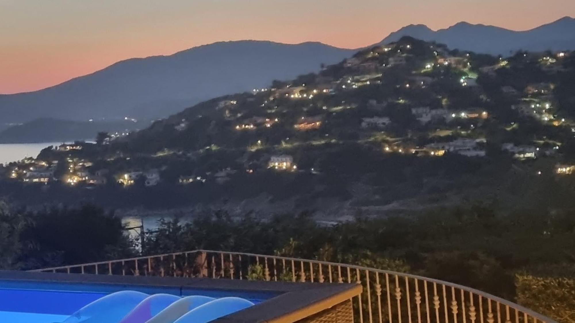 Villetta With Heated Pool And Panoramic View Torre delle Stelle Dış mekan fotoğraf